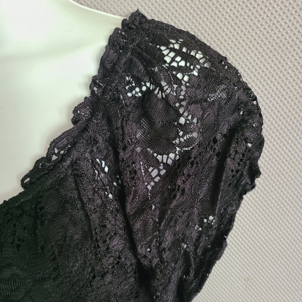Black Women's blouse, short sleeve shirt, faux wooden buttons, lacey sleeves - Picture 2 of 4